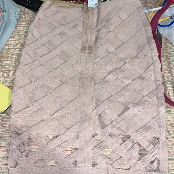 Bebe Bandage Skirt - Picture 4 of 4